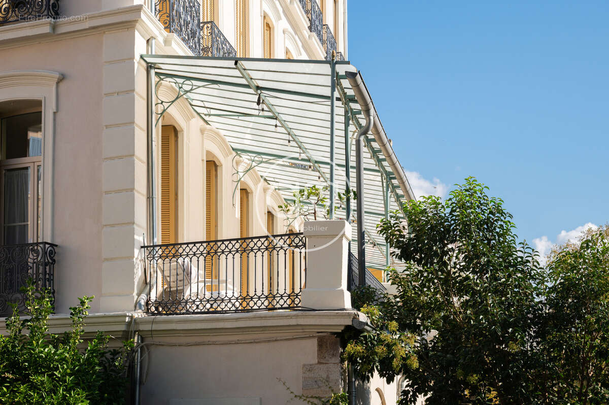 Appartement à HYERES