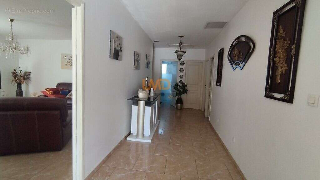 Maison à LA CALMETTE