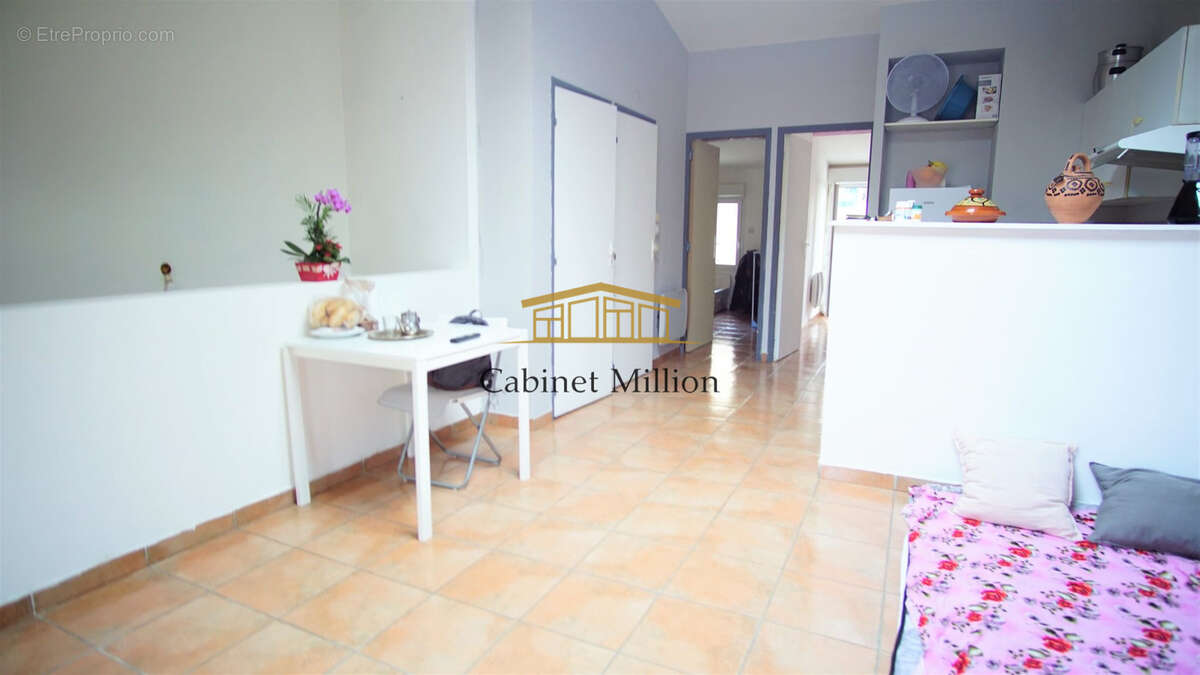 Appartement à VILLEVEYRAC