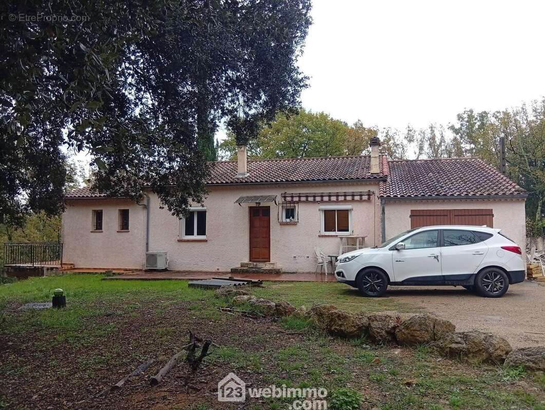 Maison à ENTRECASTEAUX