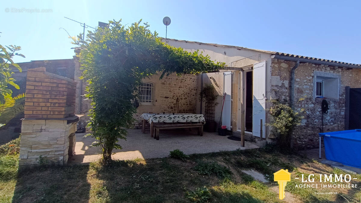 Maison à EPARGNES