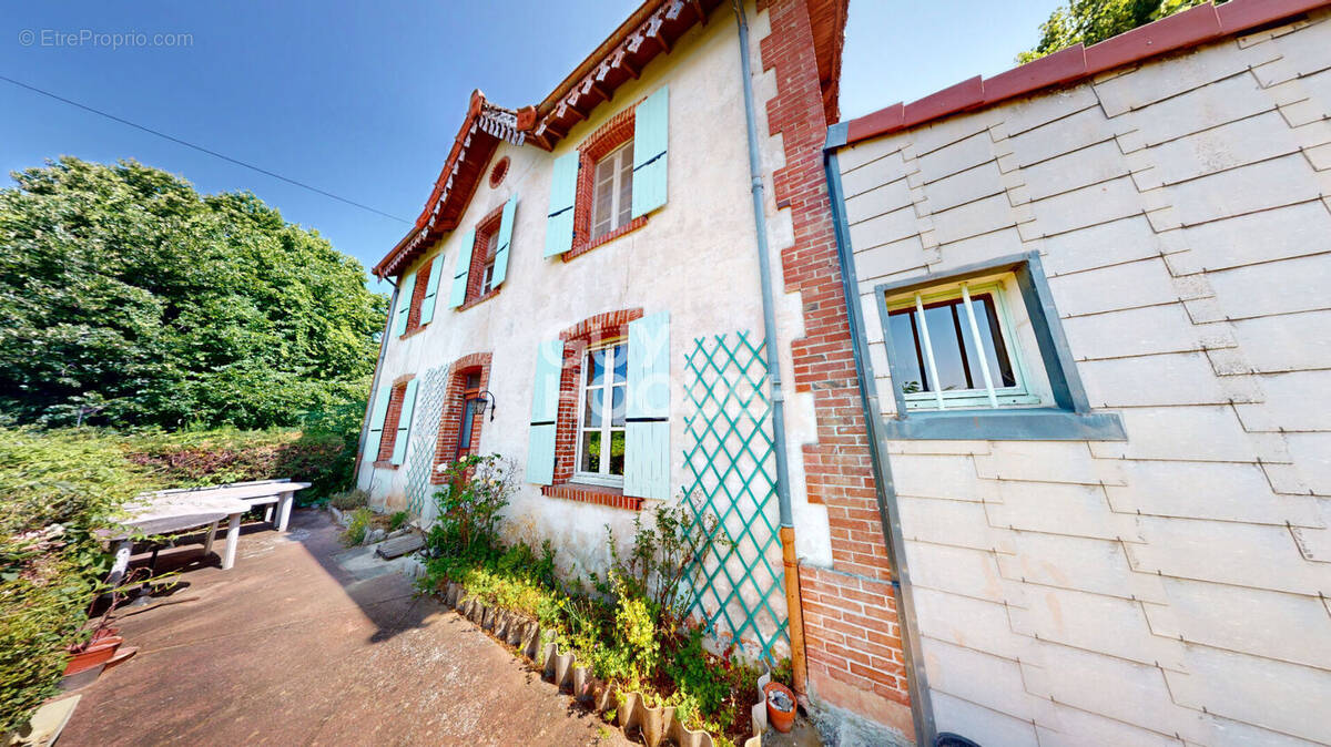 Maison à EURRE