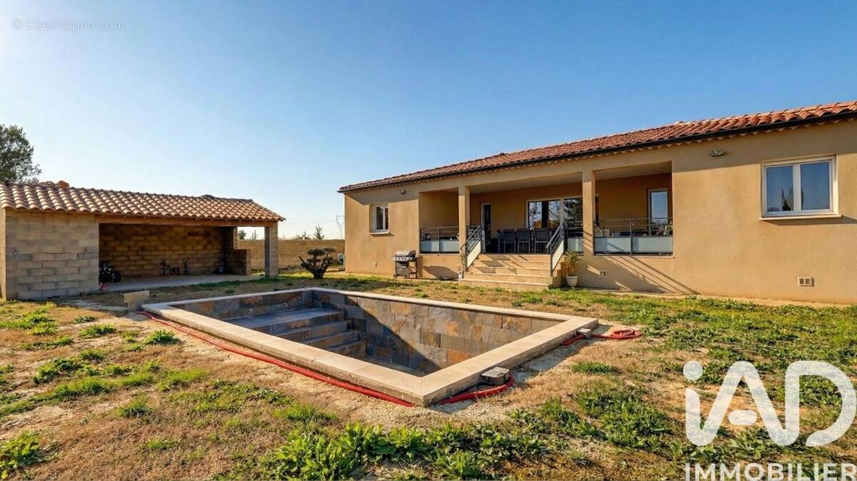 Photo 1 - Maison à SAINTE-ANASTASIE