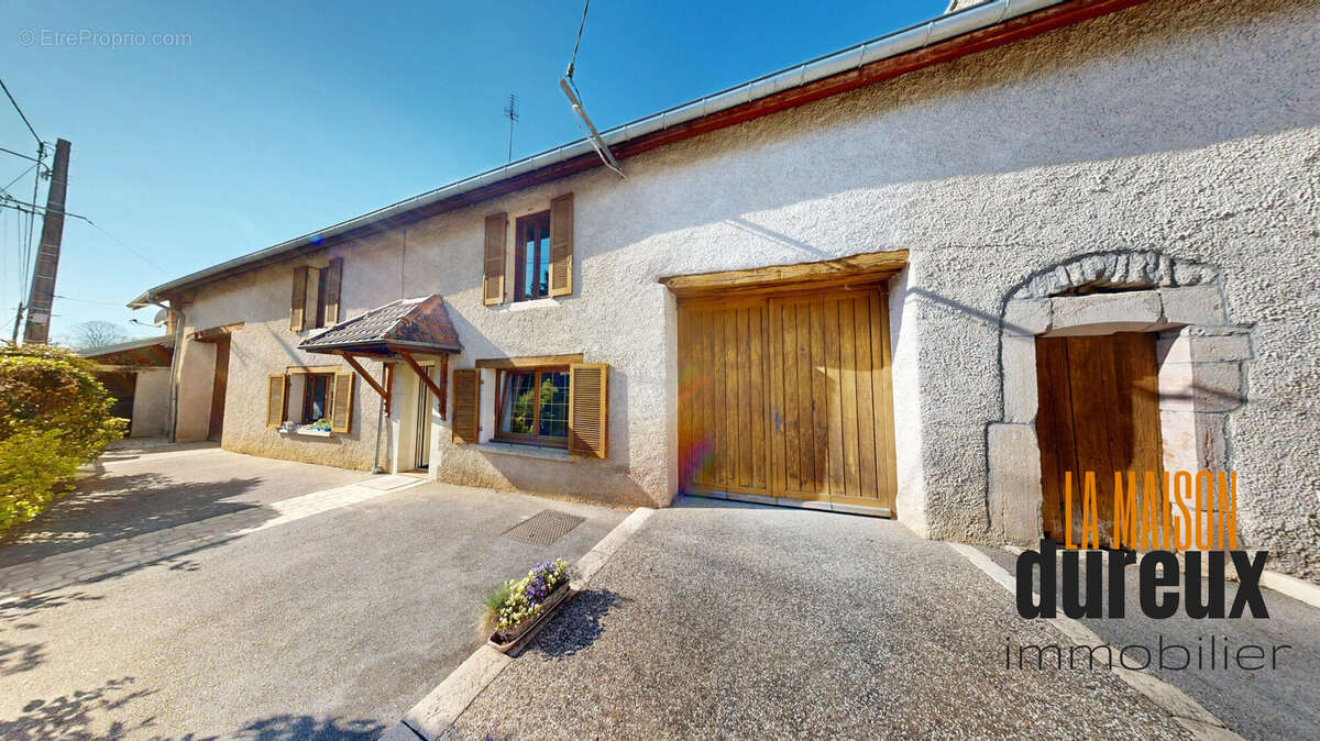 Maison à NANTILLY