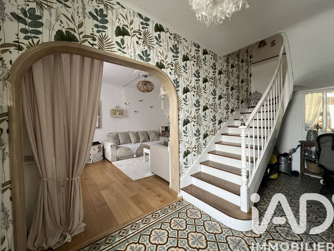 Photo 1 - Maison à ARNAGE