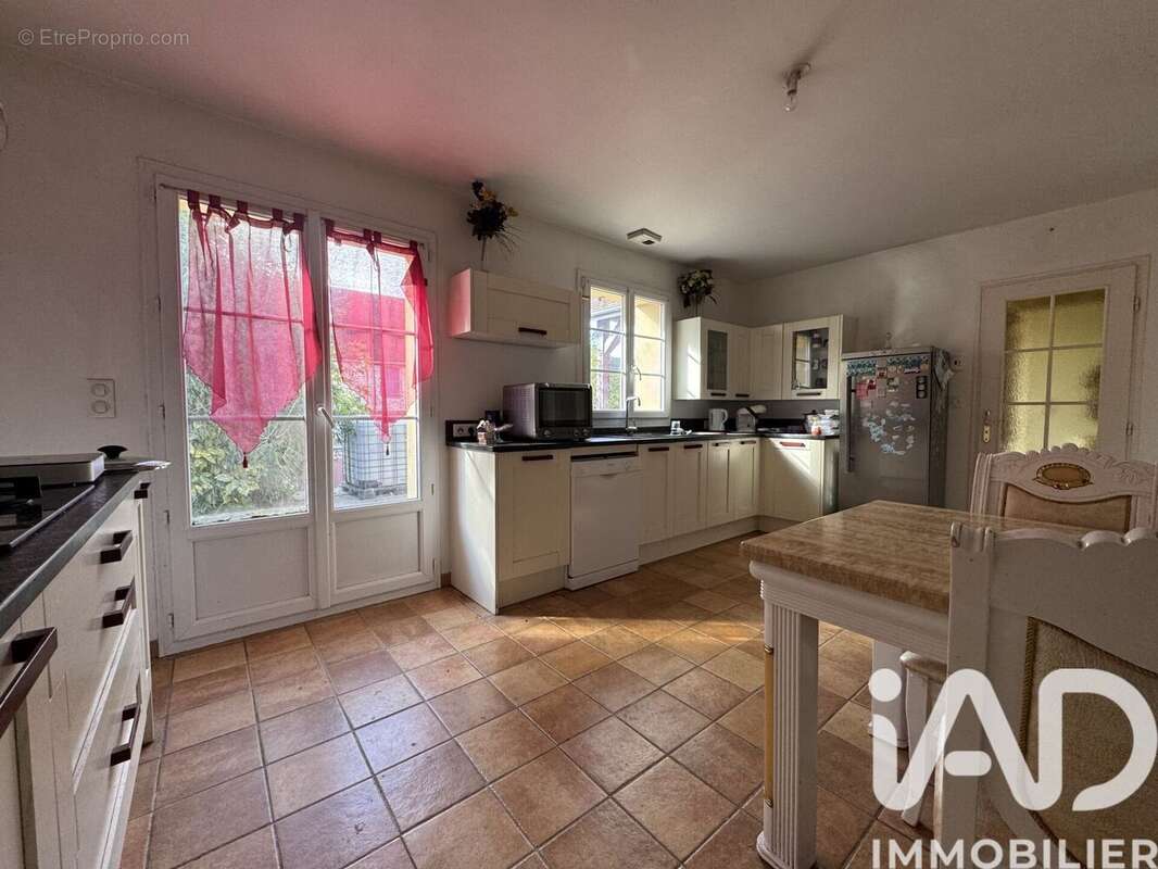 Photo 2 - Maison à COURVILLE-SUR-EURE