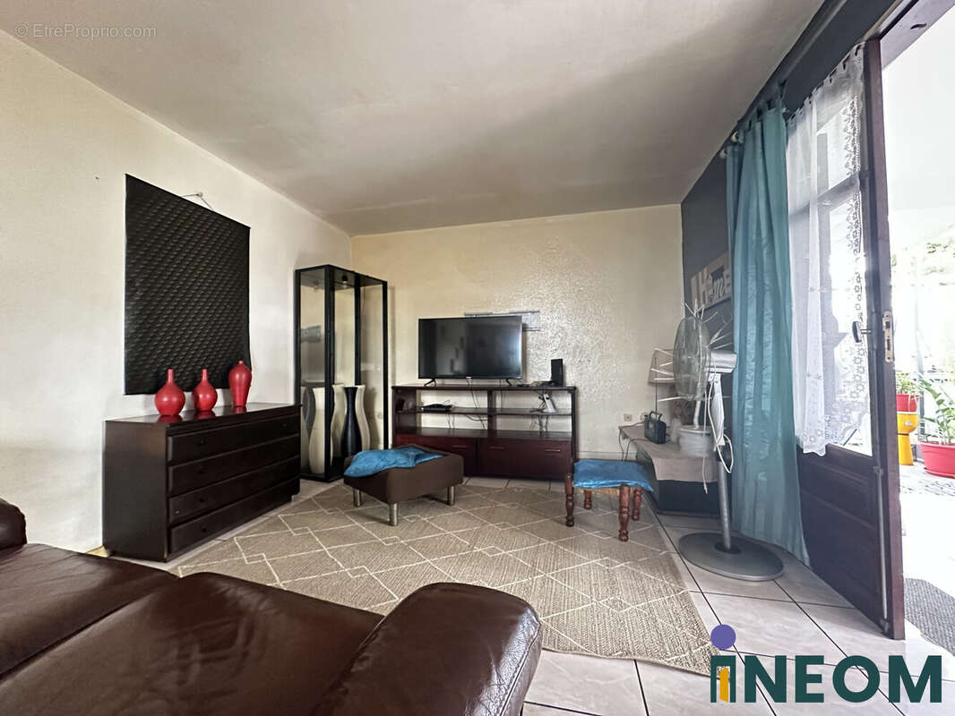 Terrain à SAINT-DENIS