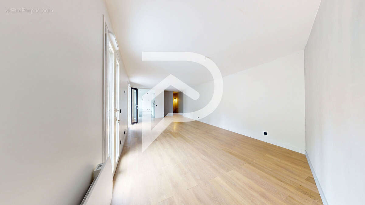 Coup de coeur à Bougival Maison rénovée avec grande terrasse plein Sud - photo 11