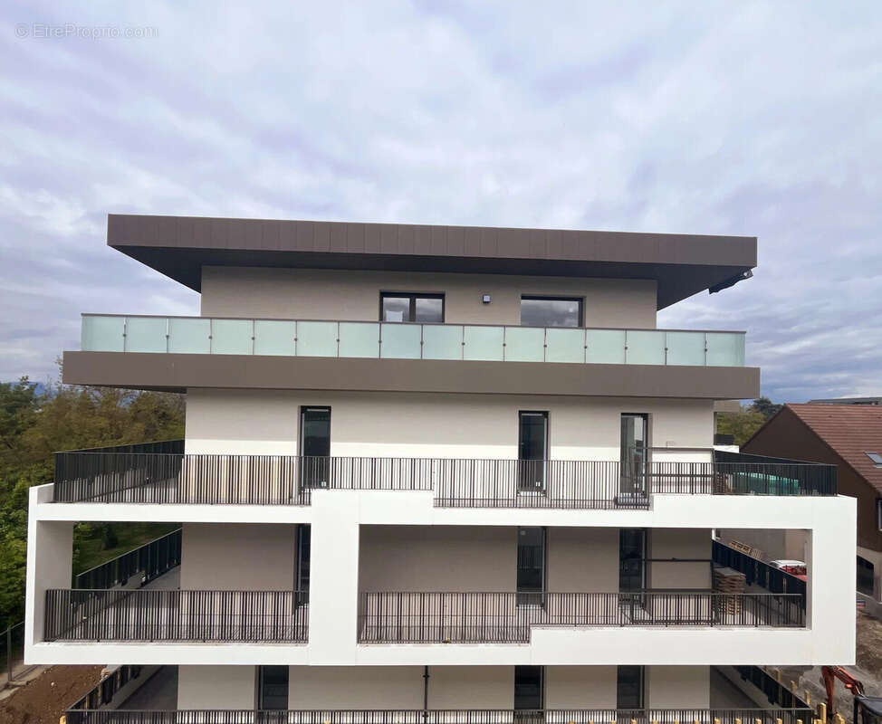 Appartement 124 m² à Thonon-Les-Bains  - photo 2