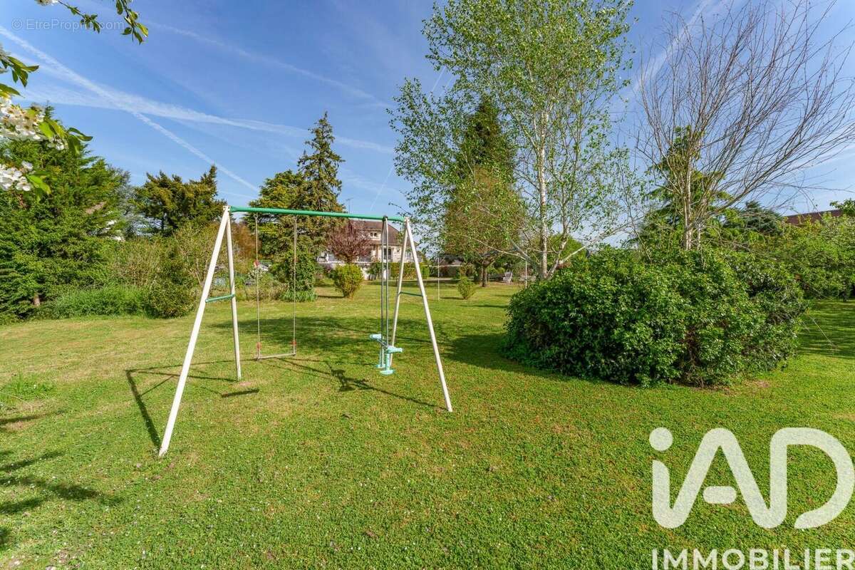 Maison 140 m² à Montreuil-En-Touraine  - photo 9
