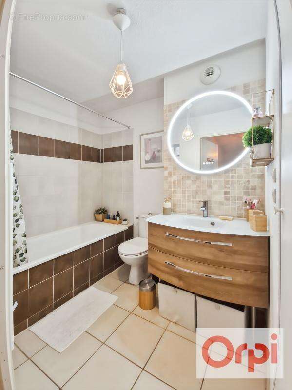 Appartement à GRENADE