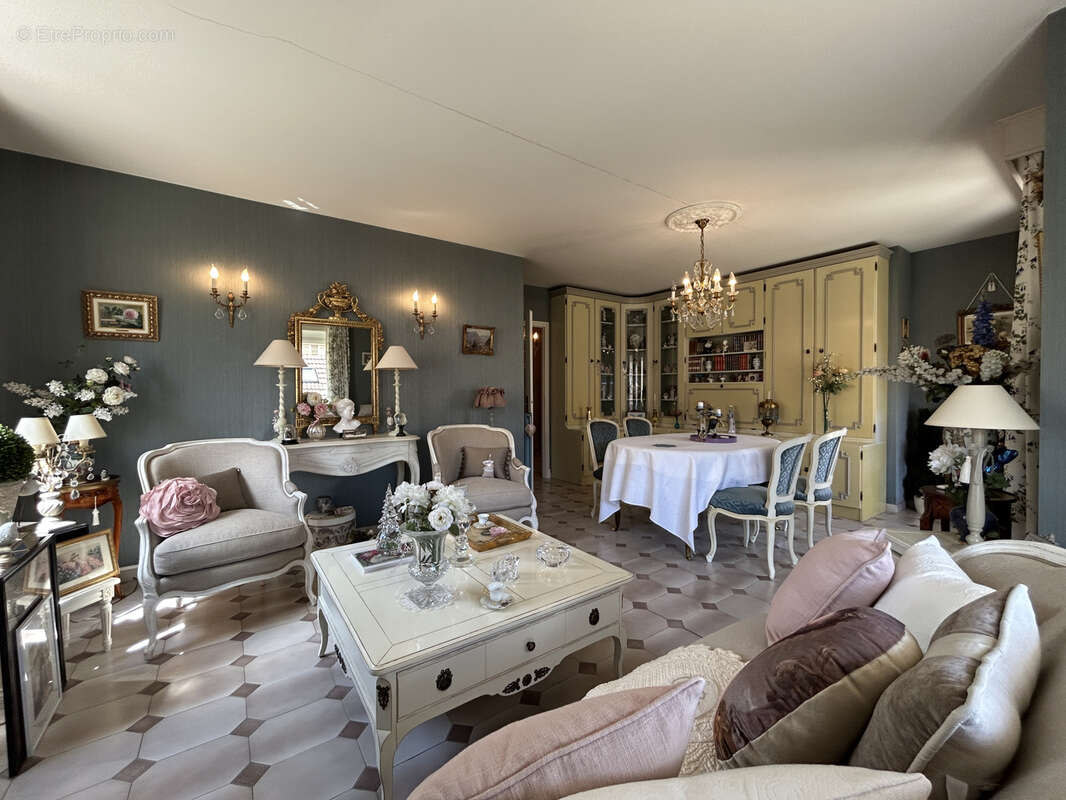 Appartement F4 - photo 4