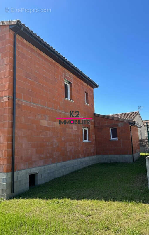 Maison à LAVILLEDIEU