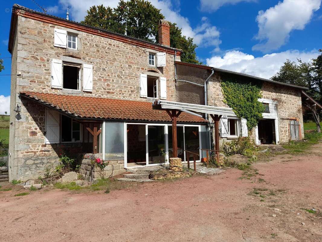 Photo 9 - Maison à LA PACAUDIERE