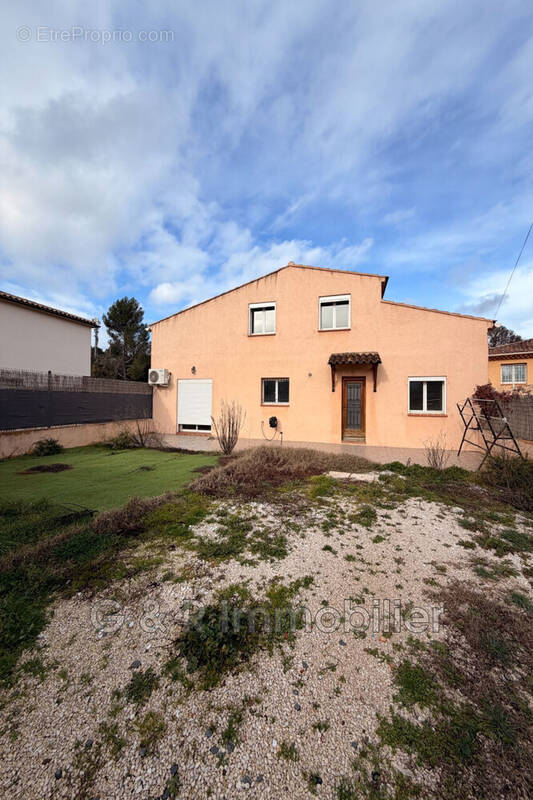 Maison à LA BOUILLADISSE
