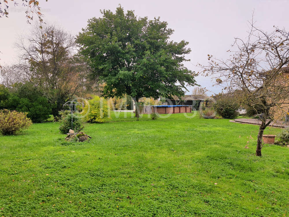 Maison à LEZAY