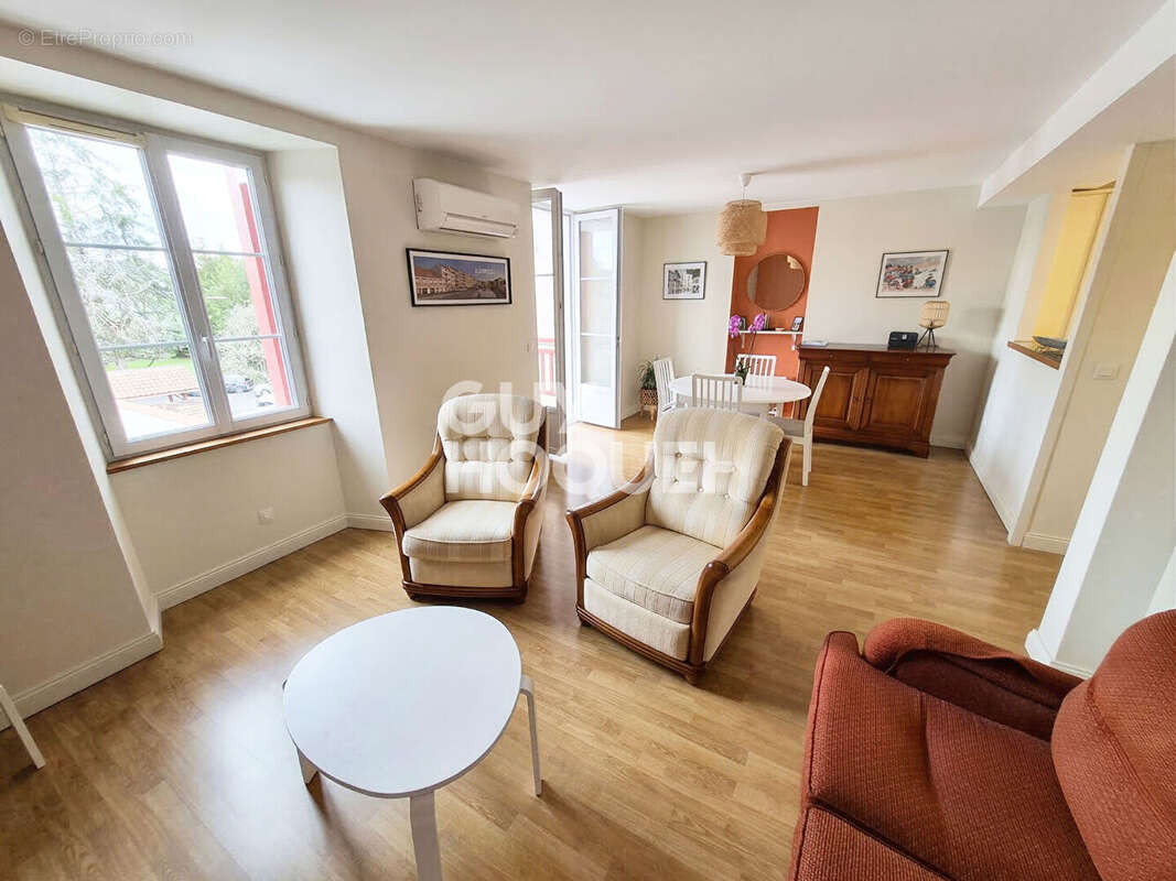 Appartement à CAMBO-LES-BAINS