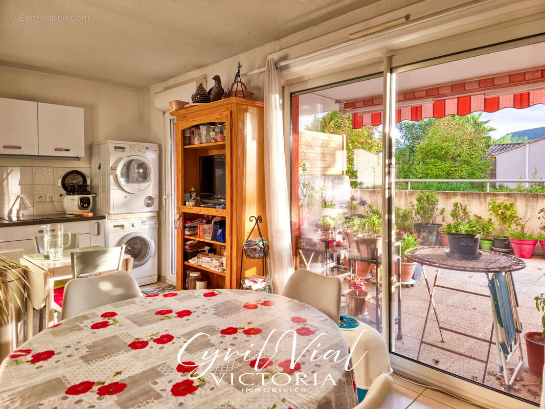 Appartement à HYERES