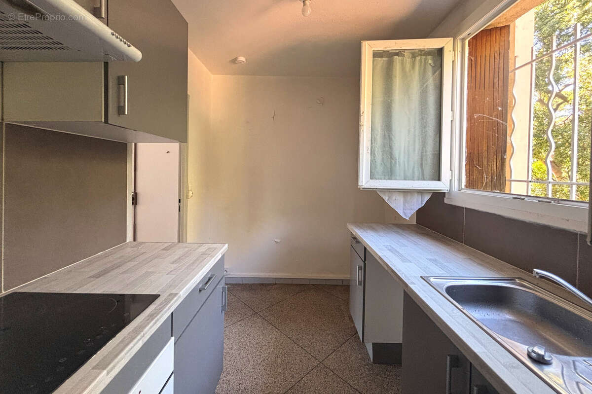 Appartement à MARSEILLE-13E