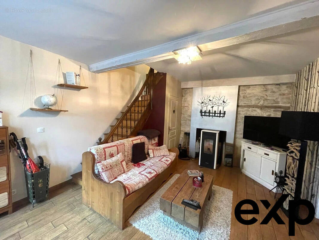 Maison à SAINT-RAMBERT-EN-BUGEY