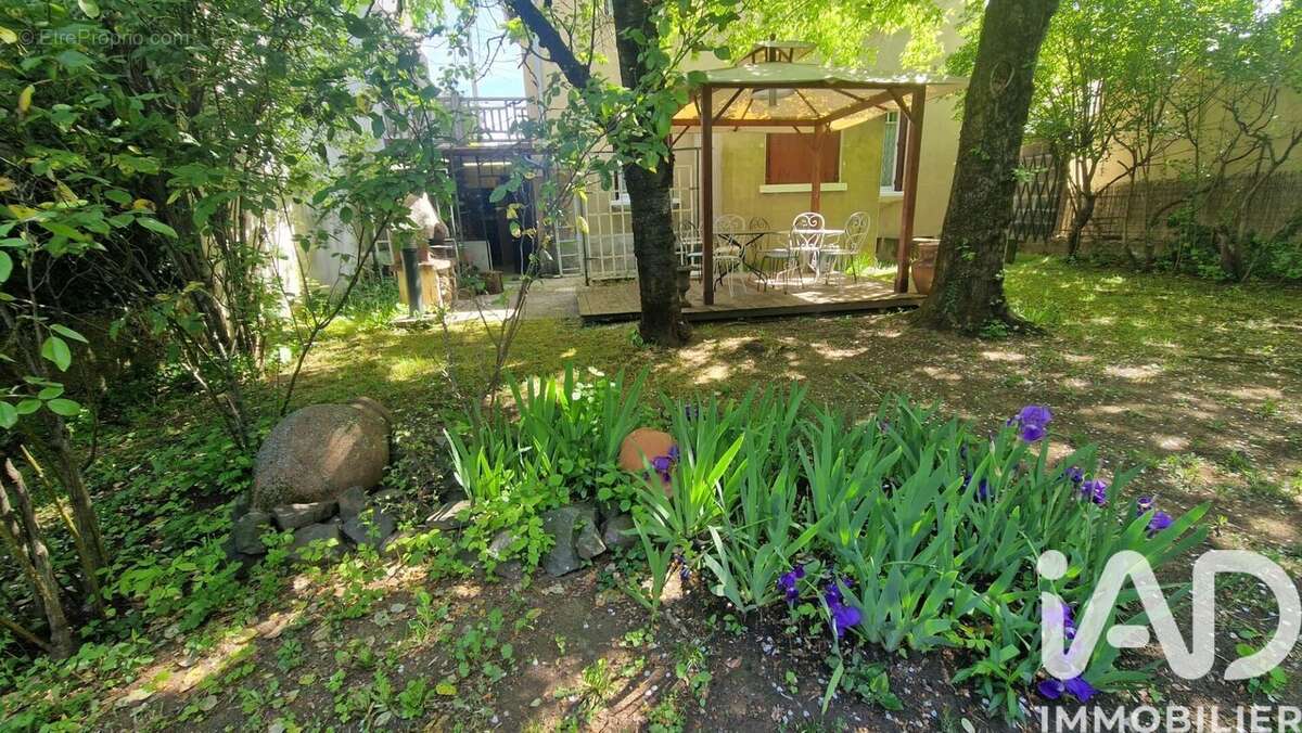 Photo 3 - Maison à PIERRE-BENITE