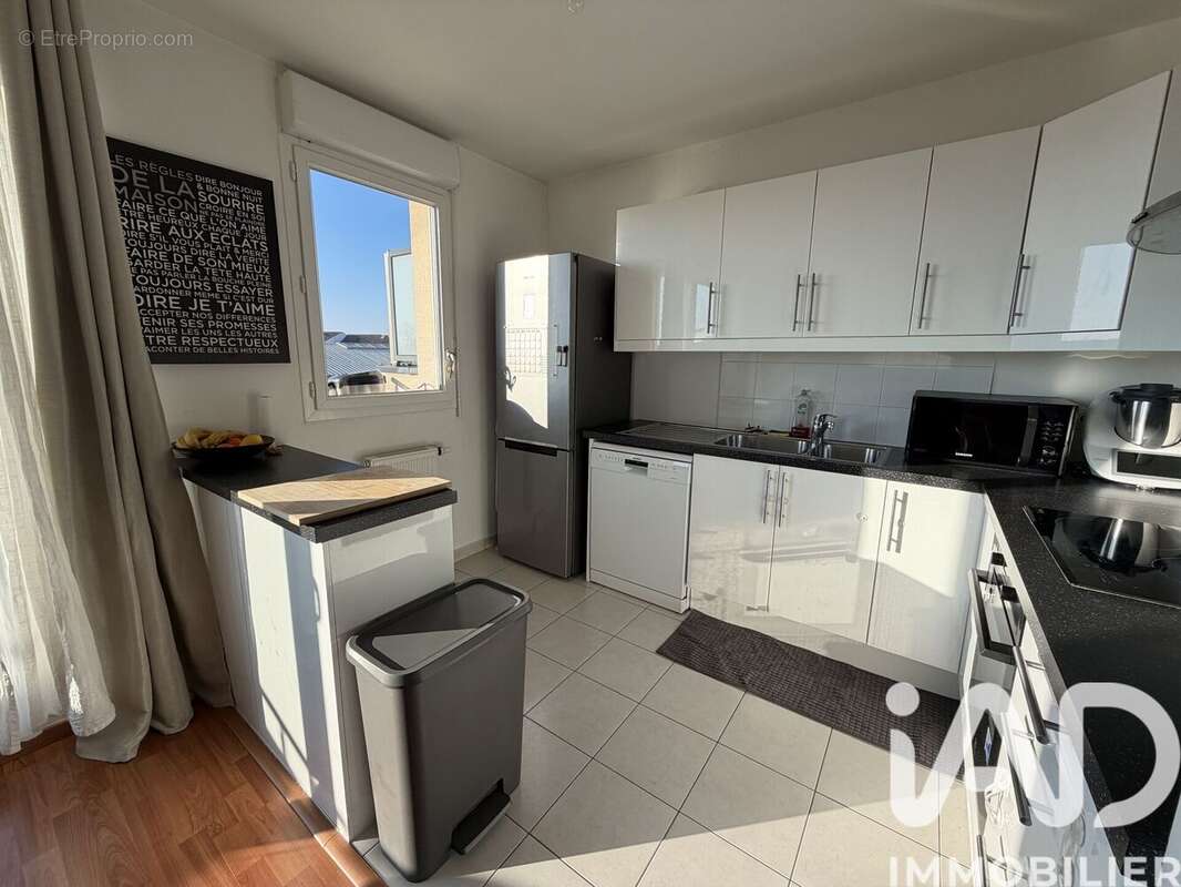 Photo 3 - Appartement à SAINT-PIERRE-DU-PERRAY