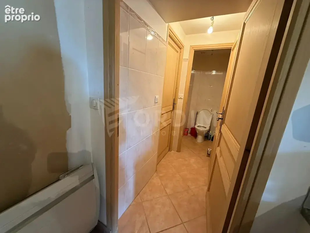 Charmante maison de campagne avec dépendances et plus de 5 000 m² de terrain ! - photo 5