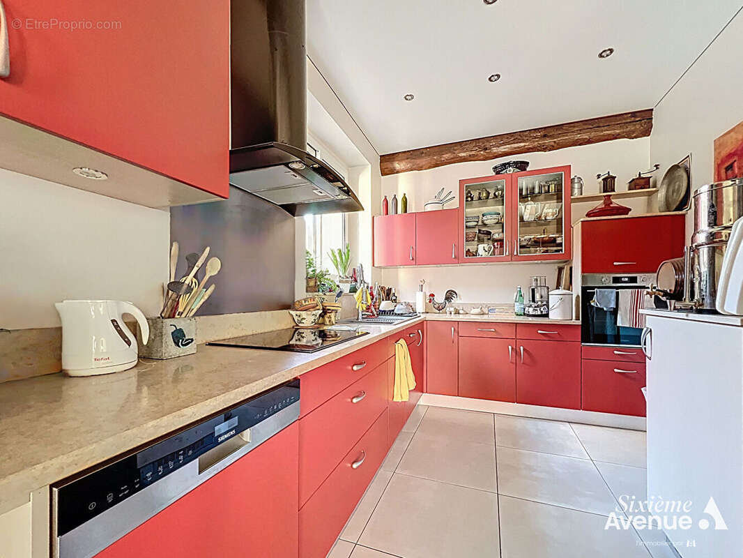 Appartement à SAINT-SYMPHORIEN-D'OZON