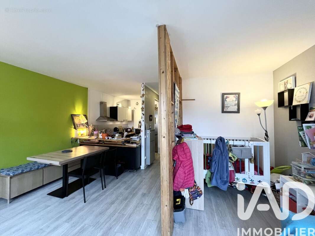 Photo 2 - Appartement à PARIS-19E