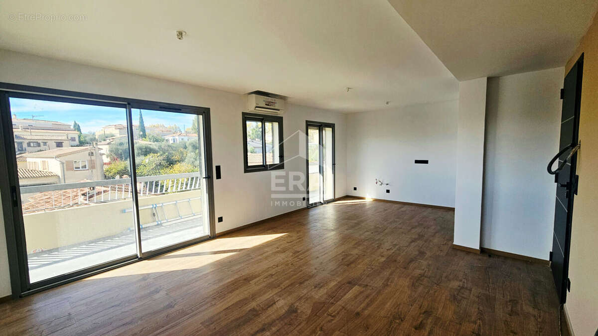 Appartement à VENCE