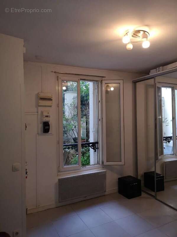 Paris 19ème  - rue clavel - studio - photo 4