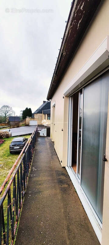 Maison 93 m² à Caurel  - photo 6