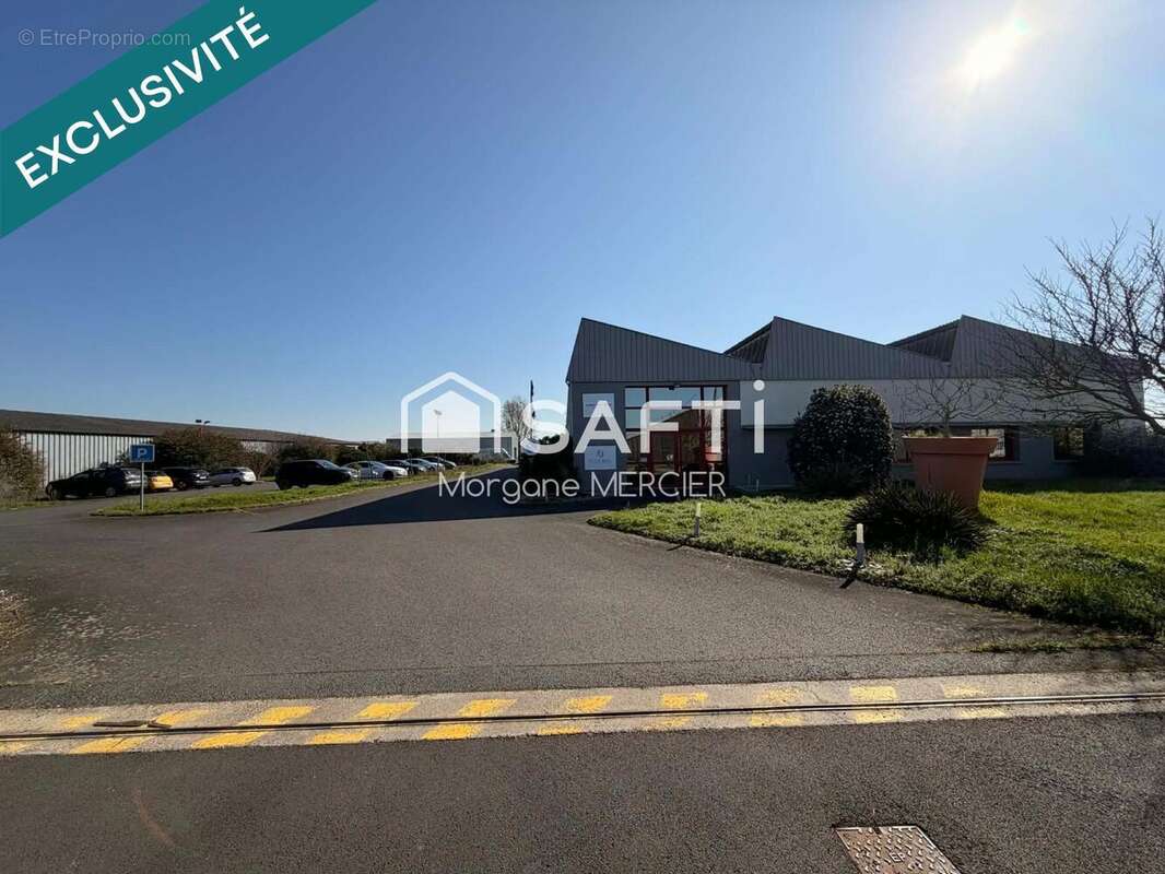 Photo 9 - Commerce à THOUARS