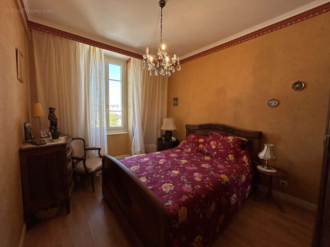 Maison à COMMENTRY
