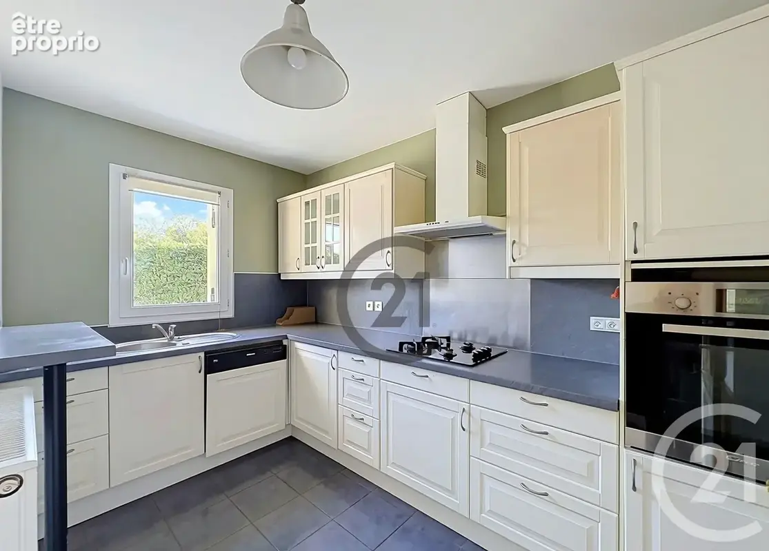 Maison 5 pièces 100 m² à vendre à Brie-Comte-Robert (77170) - photo 5
