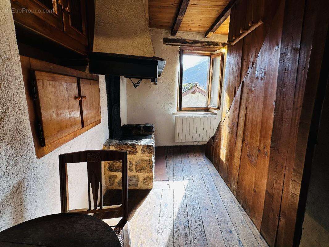 Maison à ARRIEN-EN-BETHMALE
