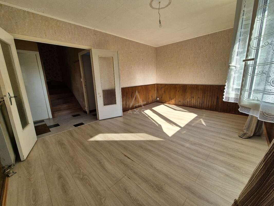 Maison à CAMARET-SUR-MER