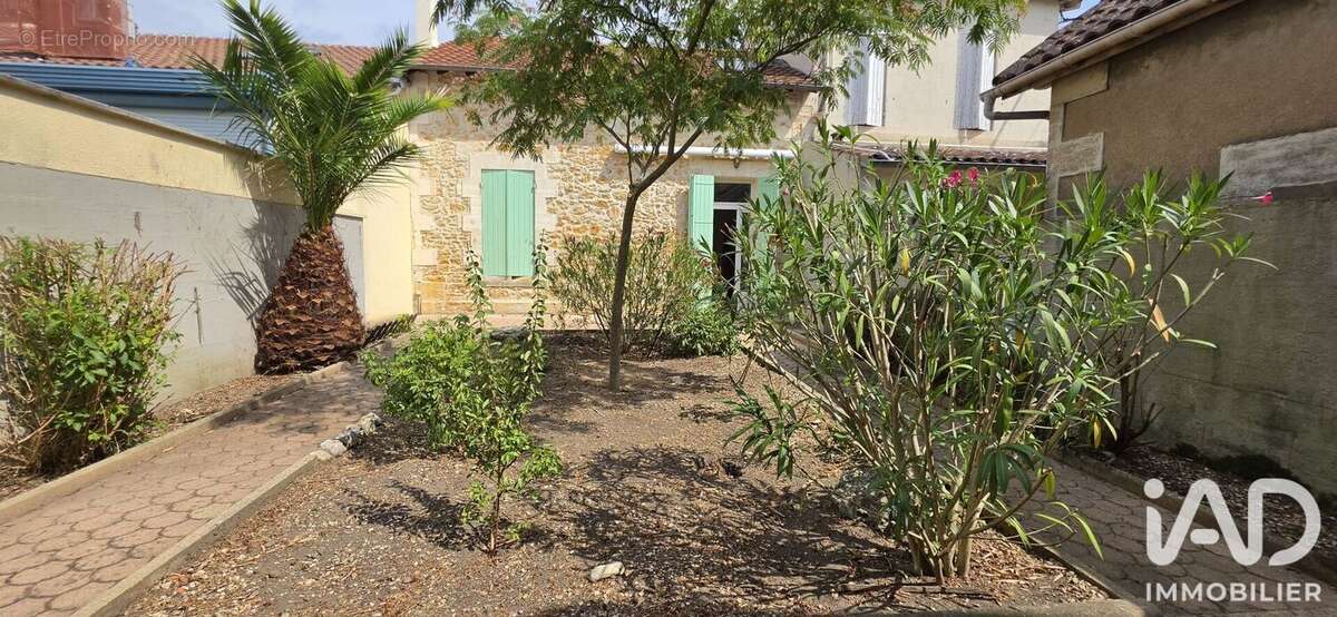 Maison 71 m² à Bergerac  - photo 2