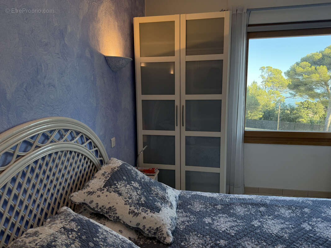 Appartement à ROQUEBRUNE-SUR-ARGENS