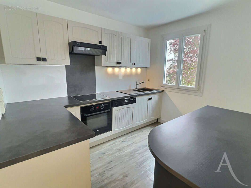 Appartement à THIAIS