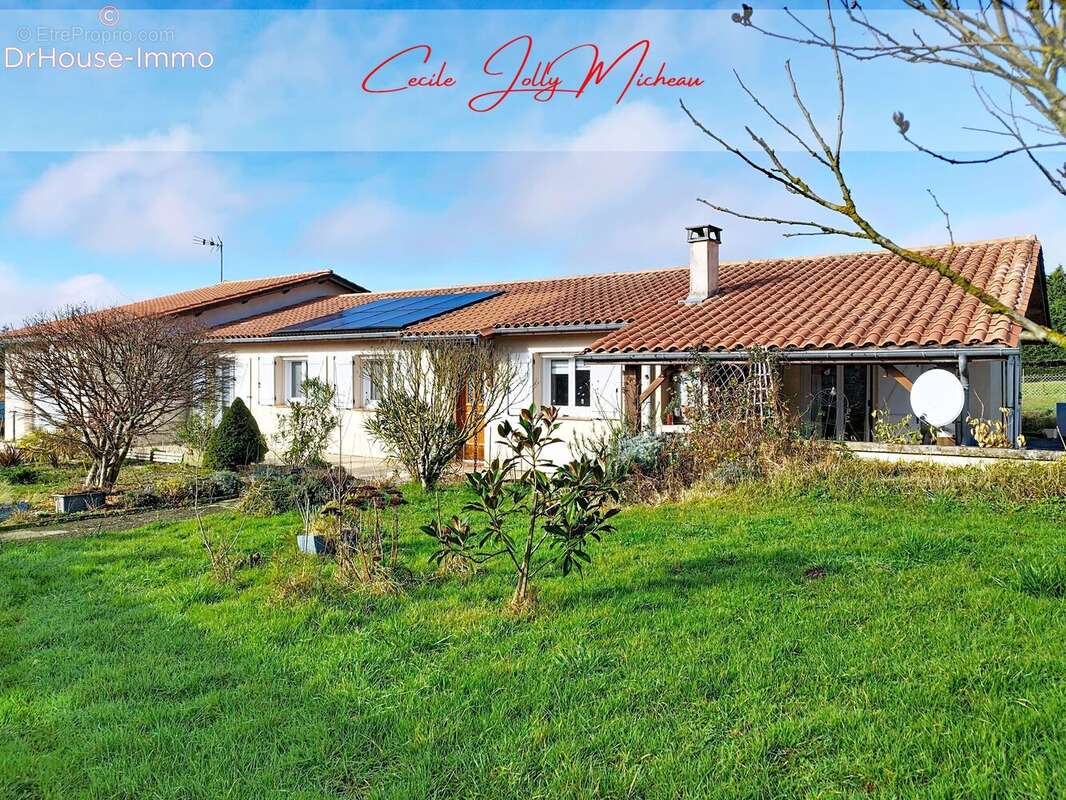 Maison à SAINT-BONNET-SUR-GIRONDE