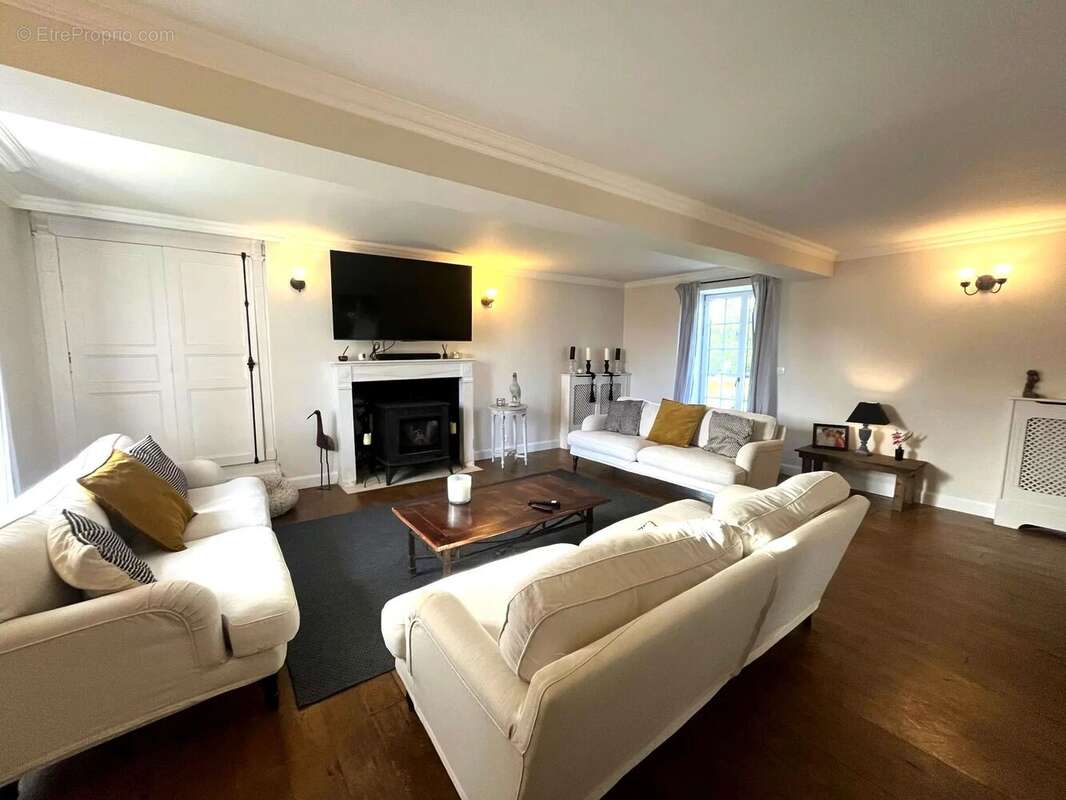 Maison à VILLEFAGNAN