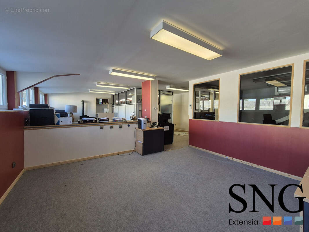 Commerce à ROUXMESNIL-BOUTEILLES