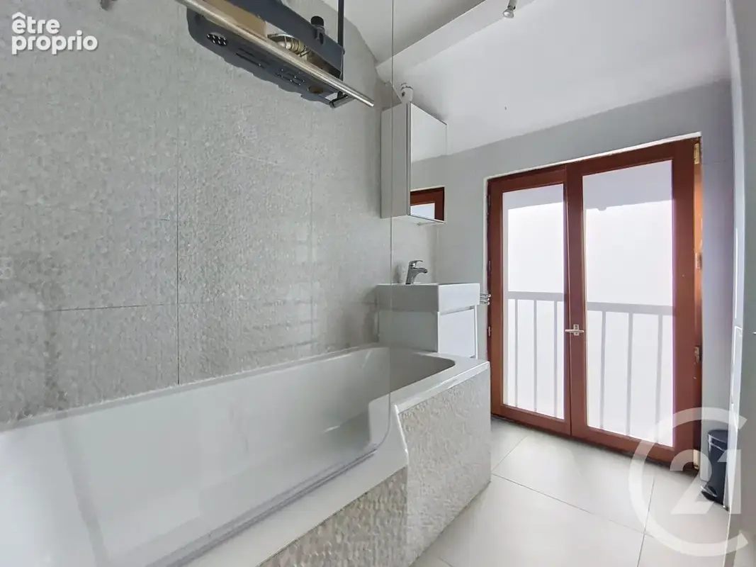 Maison 5 pièces 147 m² à vendre à La Chapelle-Rablais (77370) - photo 8
