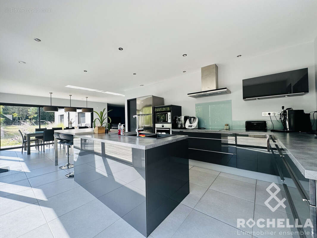 Maison à ASNIERES-LA-GIRAUD