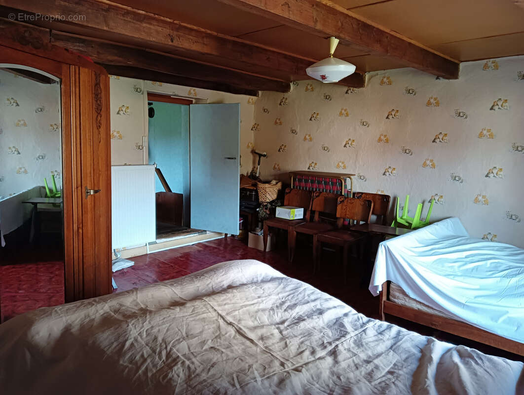 Maison à FOUGEROLLES