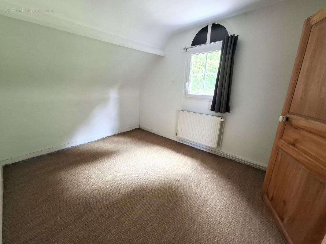 Maison à TRACY-LE-MONT