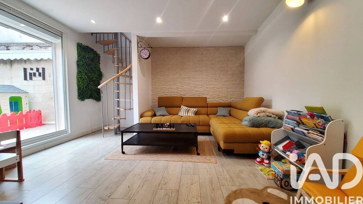 Photo 1 - Maison à BEAUCAIRE