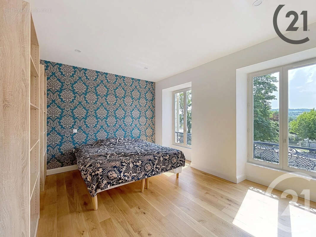 Maison à CHAMPS-SUR-YONNE