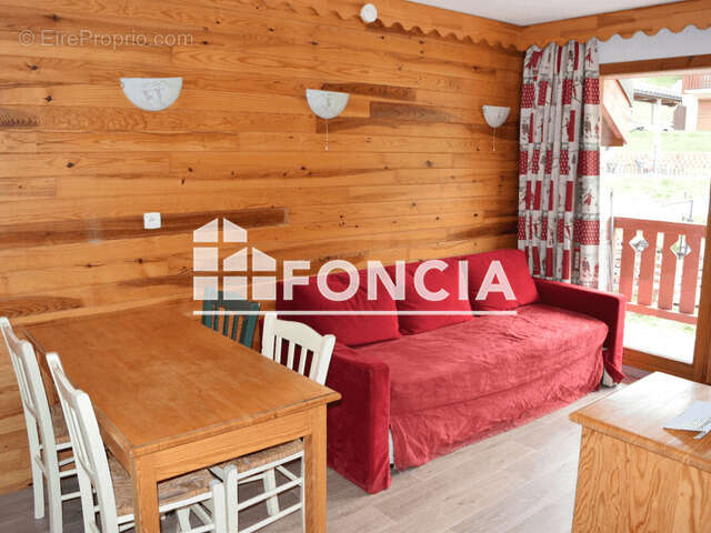 Appartement à SAINT-FRANCOIS-LONGCHAMP